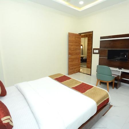 Hotel Villa Inn Ānand Kültér fotó