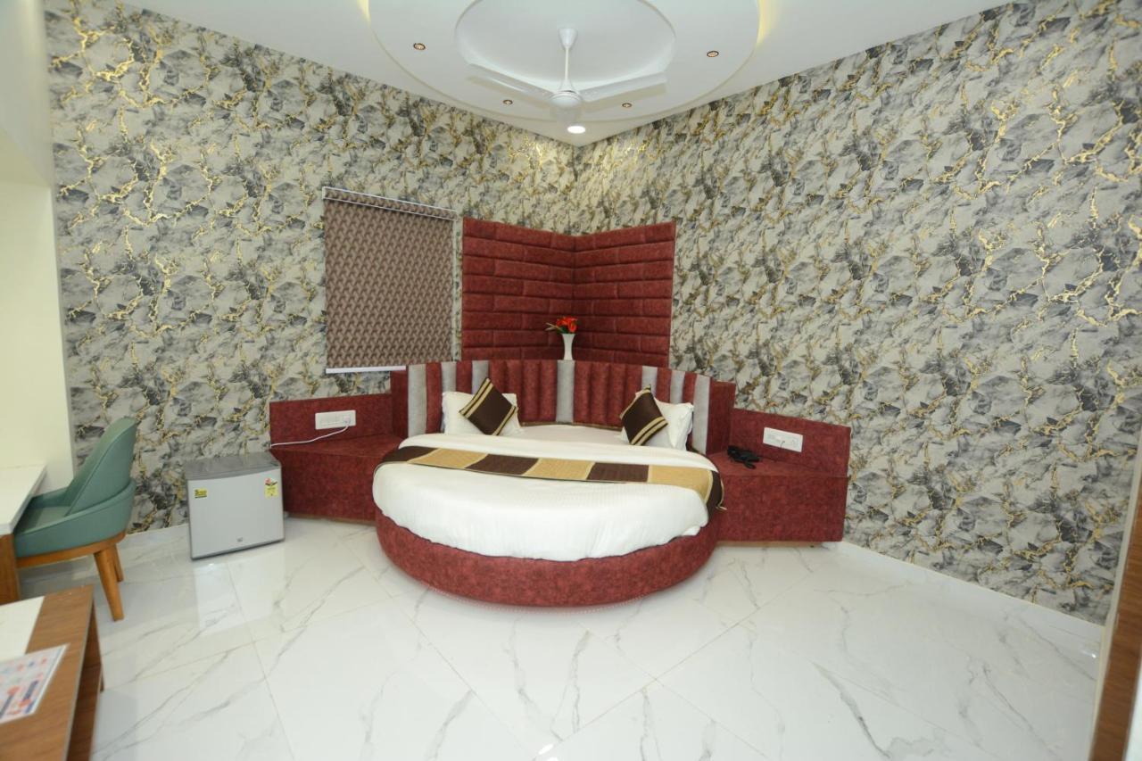 Hotel Villa Inn Ānand Kültér fotó