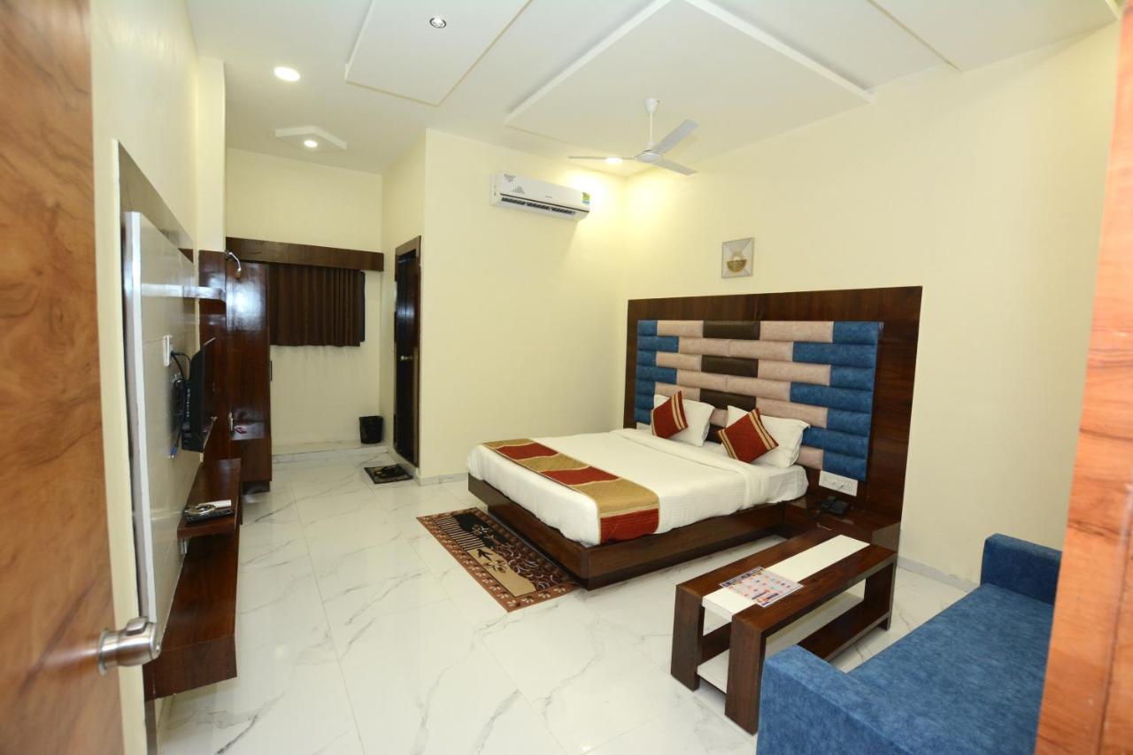 Hotel Villa Inn Ānand Kültér fotó
